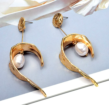 Ottoman hands store pearl earrings